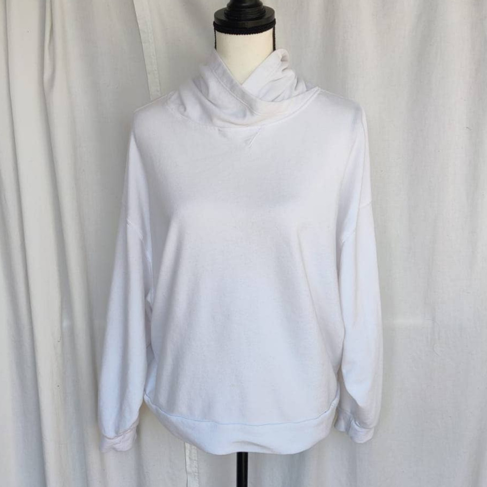 Fabletics workout sweater